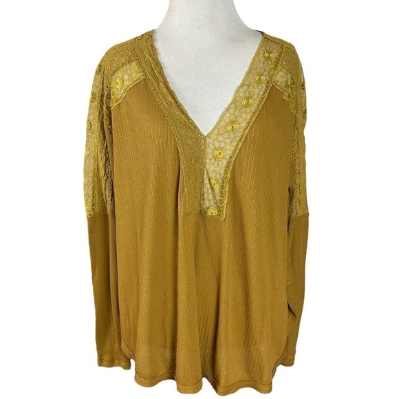 Free People Lola Lace Long Sleeve Top in Alchemy Mustard Gold Small Hi Lo - Picture 7 of 15
